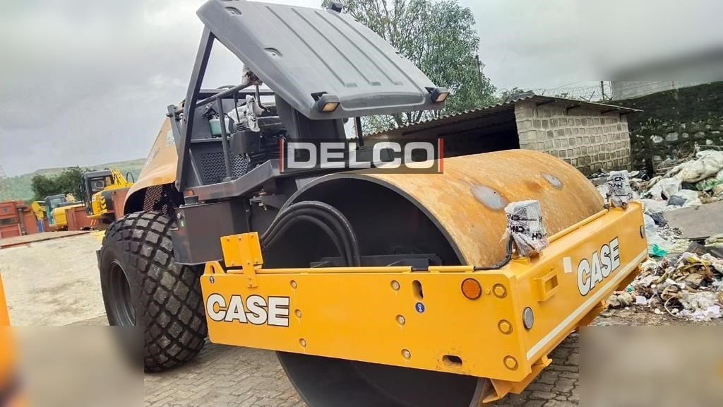 CASE 1107EX - Roller: picture 1 CASE 1107EX - Roller: picture 1