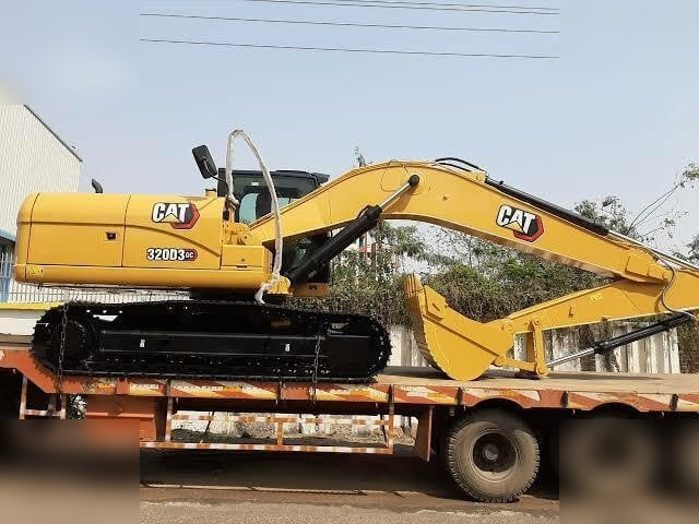 New Crawler excavator CATERPILLAR 320D3GC: picture 7