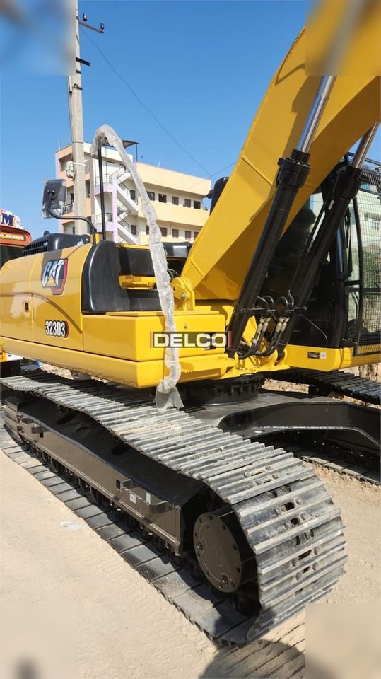New Crawler excavator CATERPILLAR 323D3: picture 8