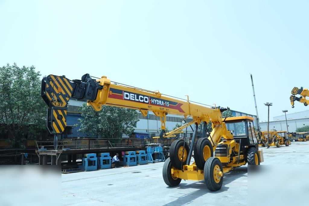 DELCO HYDRA 15 - Mobile crane: picture 1 DELCO HYDRA 15 - Mobile crane: picture 1
