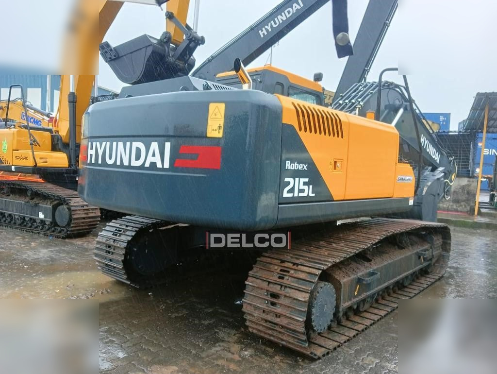 HYUNDAI ROBEX 215L SMART - Crawler excavator: picture 1 HYUNDAI ROBEX 215L SMART - Crawler excavator: picture 1