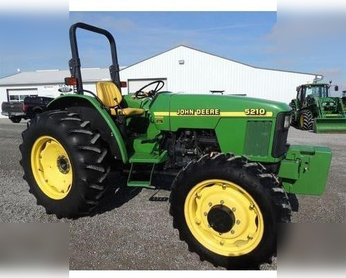 JOHN DEERE 5210 - Farm tractor: picture 2 JOHN DEERE 5210 - Farm tractor: picture 2