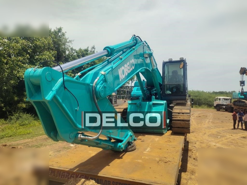 New Crawler excavator KOBELCO SK380XD LC-10: picture 12