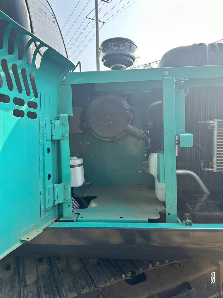 Kobelco SK200D - Crawler excavator: picture 4 Kobelco SK200D - Crawler excavator: picture 4