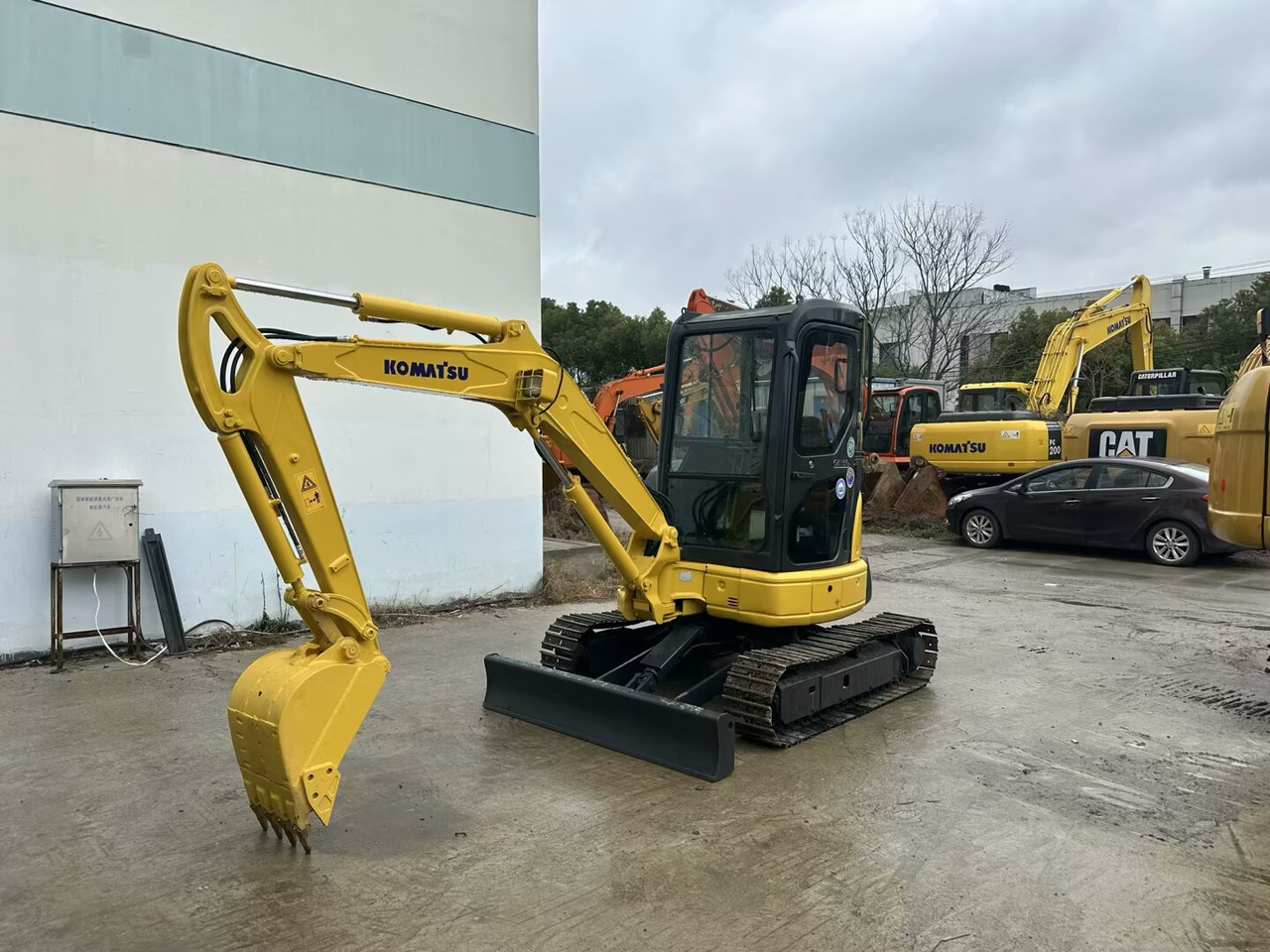 Komatsu pc35MR - Mini excavator: picture 2 Komatsu pc35MR - Mini excavator: picture 2