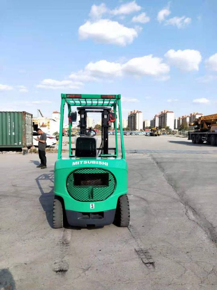 Mitsubishi FD30 - Diesel forklift: picture 1 Mitsubishi FD30 - Diesel forklift: picture 1