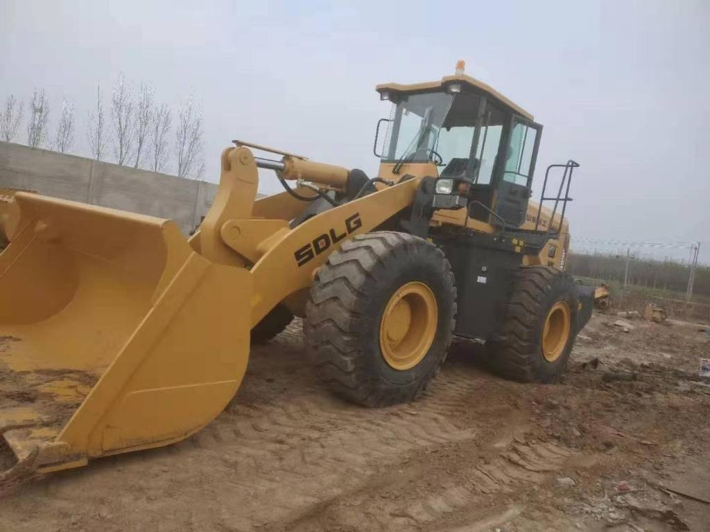 SDLG L955F - Wheel loader: picture 1 SDLG L955F - Wheel loader: picture 1