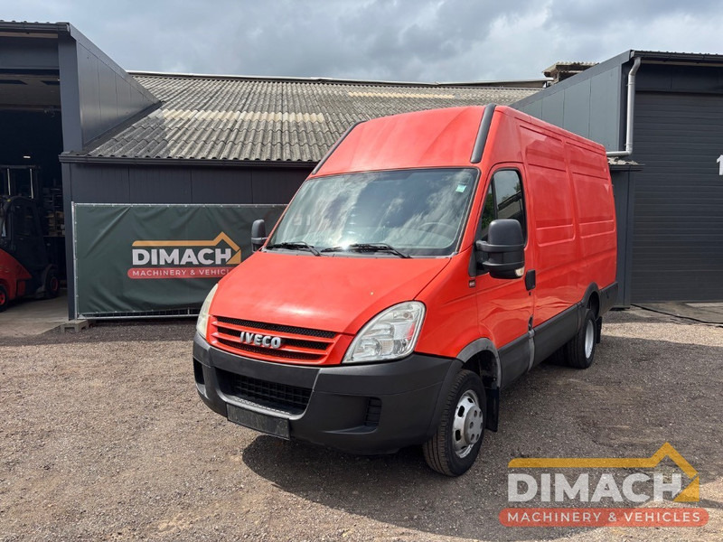 Iveco Daily 35C L2H2 85kW Dubbellucht, double air tyres - Panel van: picture 1 Iveco Daily 35C L2H2 85kW Dubbellucht, double air tyres - Panel van: picture 1