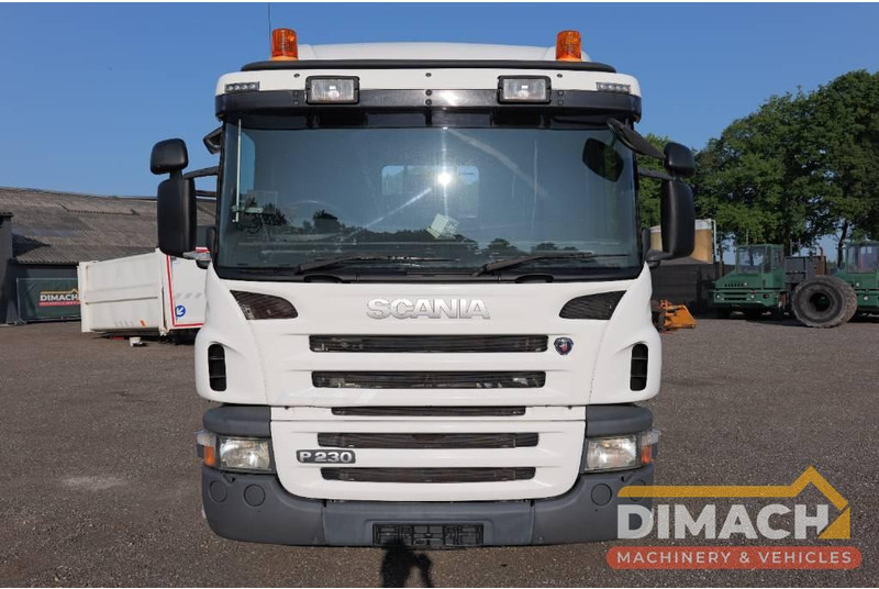 Scania P230 P 230 Euro 5 6x2*4 TOP!! Retarder right hand steer - Cab chassis truck: picture 3 Scania P230 P 230 Euro 5 6x2*4 TOP!! Retarder right hand steer - Cab chassis truck: picture 3