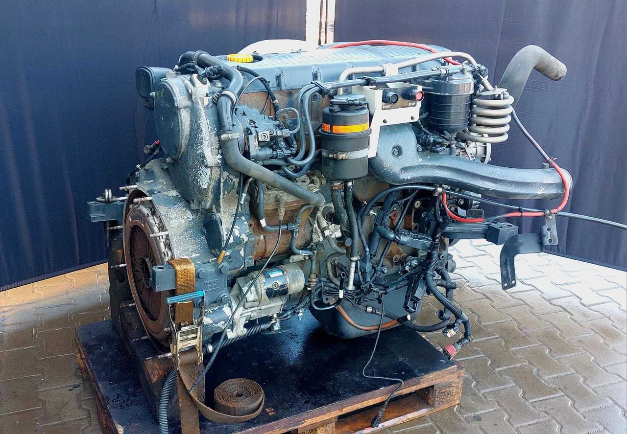 Silnik Cursor 9 Iveco po Regeneracja Gwarancja Euro 6 - Engine: picture 3 Silnik Cursor 9 Iveco po Regeneracja Gwarancja Euro 6 - Engine: picture 3