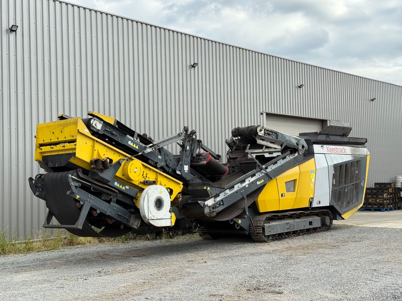 KEESTRACK R3H Mobile Brecheranlage mit Siebmodul - Impact crusher: picture 4 KEESTRACK R3H Mobile Brecheranlage mit Siebmodul - Impact crusher: picture 4