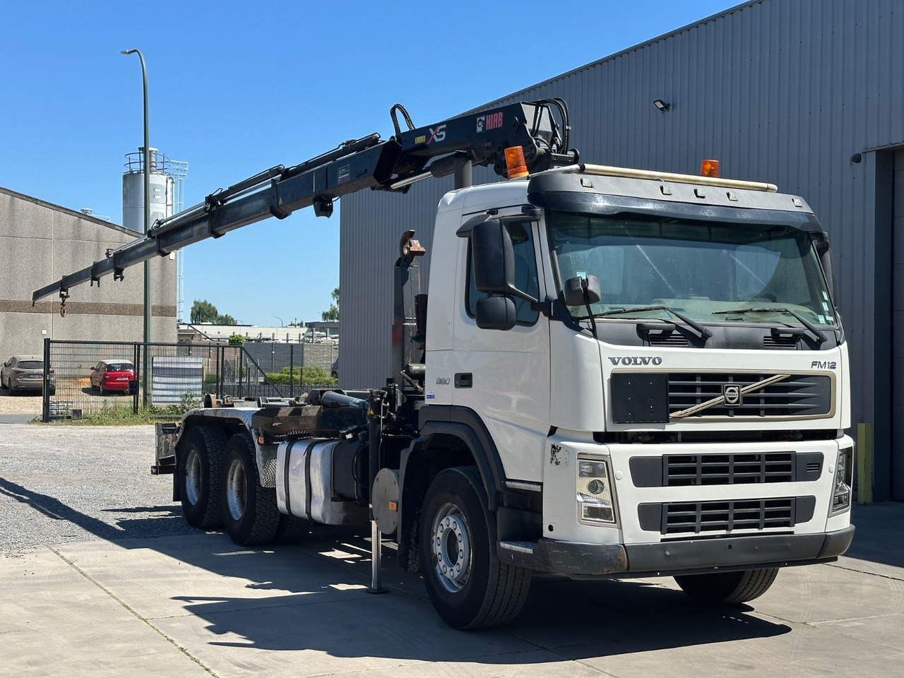 Volvo FM12 380 Hiab 144E-3 - Hook lift truck: picture 2 Volvo FM12 380 Hiab 144E-3 - Hook lift truck: picture 2