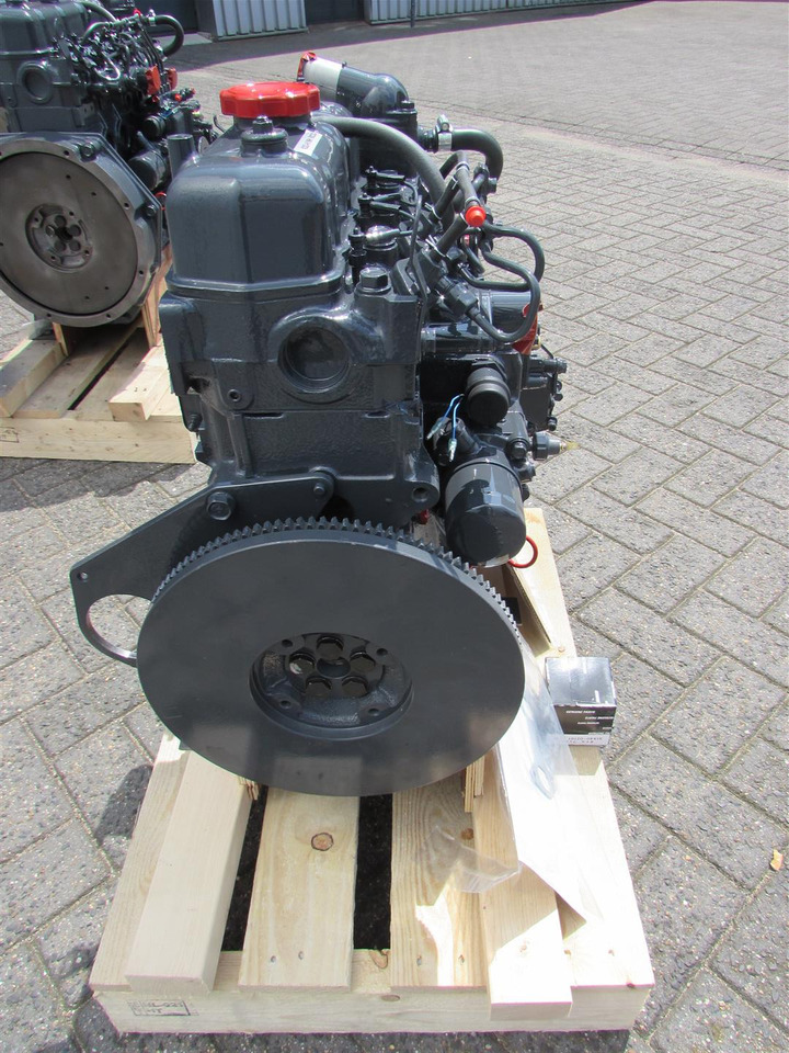 Mitsubishi RECON K3D - Engine for Loader: picture 4 Mitsubishi RECON K3D - Engine for Loader: picture 4