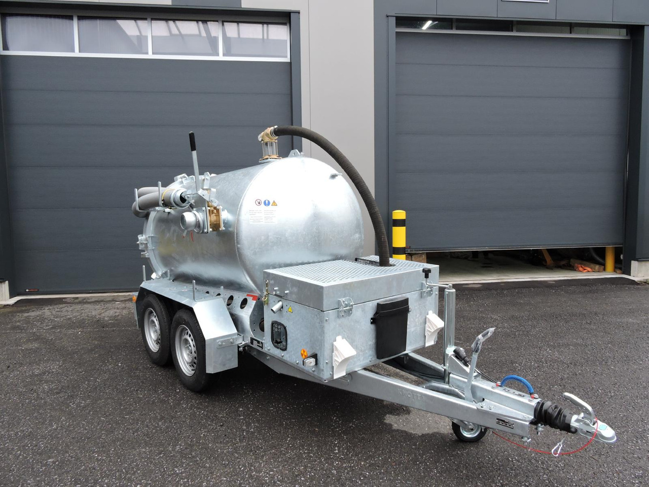 Vacuum system1500l / M-Vac 2000 - Vacuum truck: picture 2 Vacuum system1500l / M-Vac 2000 - Vacuum truck: picture 2