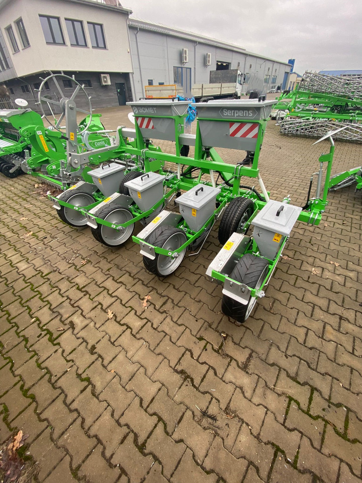 BOMET Precision seeder / Semoir de précision / Siewnik punktowy - Precision sowing machine: picture 2 BOMET Precision seeder / Semoir de précision / Siewnik punktowy - Precision sowing machine: picture 2