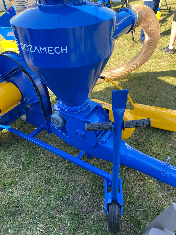 Dozamech Saug-Druckgebläse / Suction and pressure blower / Suceuse à grains / Trasportatore / Пневматический вдуватель / Dmuchawa ssąco-tłocząca T-420 - Conveyor: picture 4 Dozamech Saug-Druckgebläse / Suction and pressure blower / Suceuse à grains / Trasportatore / Пневматический вдуватель / Dmuchawa ssąco-tłocząca T-420 - Conveyor: picture 4