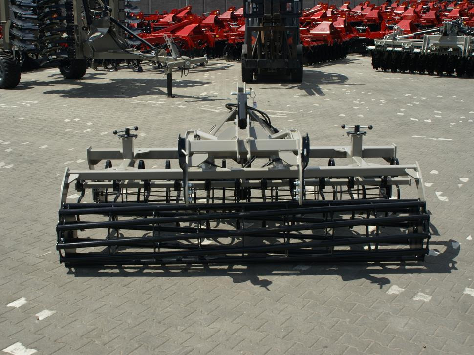 New Combine seed drill ROLEX Saatbettkombination / Cultivator / Vibroculteur combinable / Unita per coltivazione e semina / Почвообрабатывающий посевной агрегат / Agregat uprawowo-siewny 3 m: picture 12 New Combine seed drill ROLEX Saatbettkombination / Cultivator / Vibroculteur combinable / Unita per coltivazione e semina / Почвообрабатывающий посевной агрегат / Agregat uprawowo-siewny 3 m: picture 12