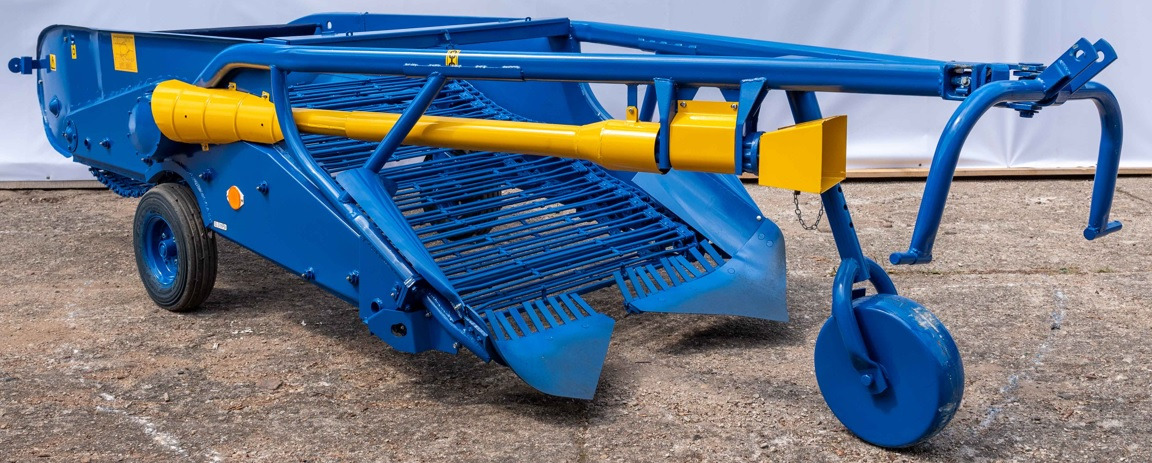 ROLMET Siebkettenroder / Potato digger / Arracheuse de pomme de terre / Scavapatate / 2-рядная картофелекопалка / Kopaczka do ziemniaków - Potato harvester: picture 2 ROLMET Siebkettenroder / Potato digger / Arracheuse de pomme de terre / Scavapatate / 2-рядная картофелекопалка / Kopaczka do ziemniaków - Potato harvester: picture 2