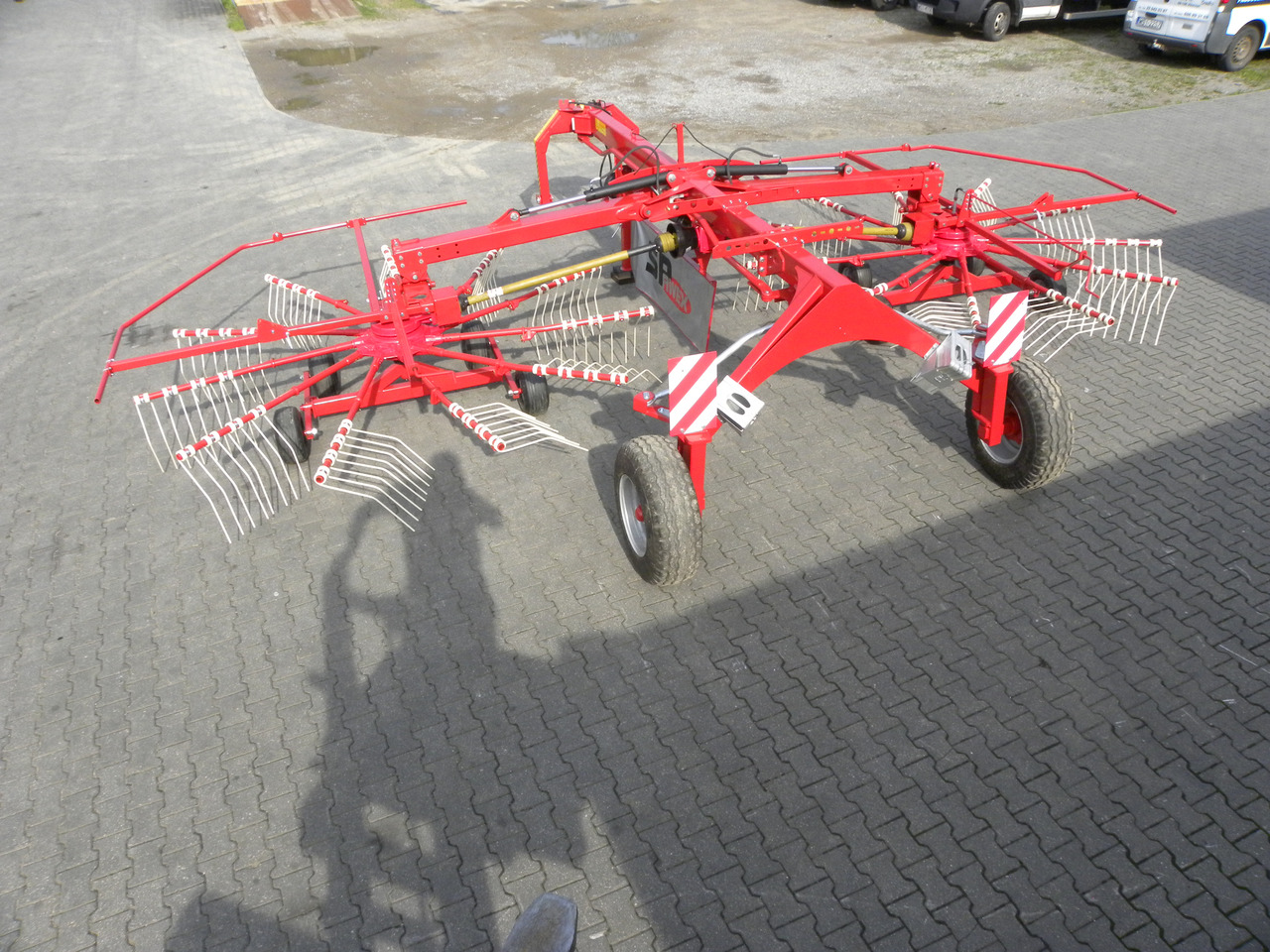 Spawex Kreiselschwader / Rake / Andaineur / Ranghinatore / Rastrillo / Роторные грабли / Zgrabiarka 7,65 m - Hay and forage equipment: picture 2 Spawex Kreiselschwader / Rake / Andaineur / Ranghinatore / Rastrillo / Роторные грабли / Zgrabiarka 7,65 m - Hay and forage equipment: picture 2