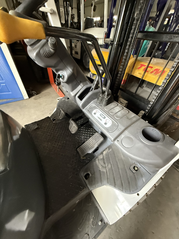 FD30T3C - Forklift: picture 5 FD30T3C - Forklift: picture 5