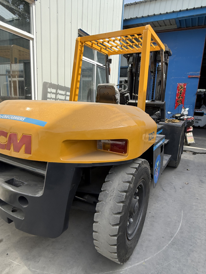 TCM FD100QCK - Forklift: picture 4 TCM FD100QCK - Forklift: picture 4