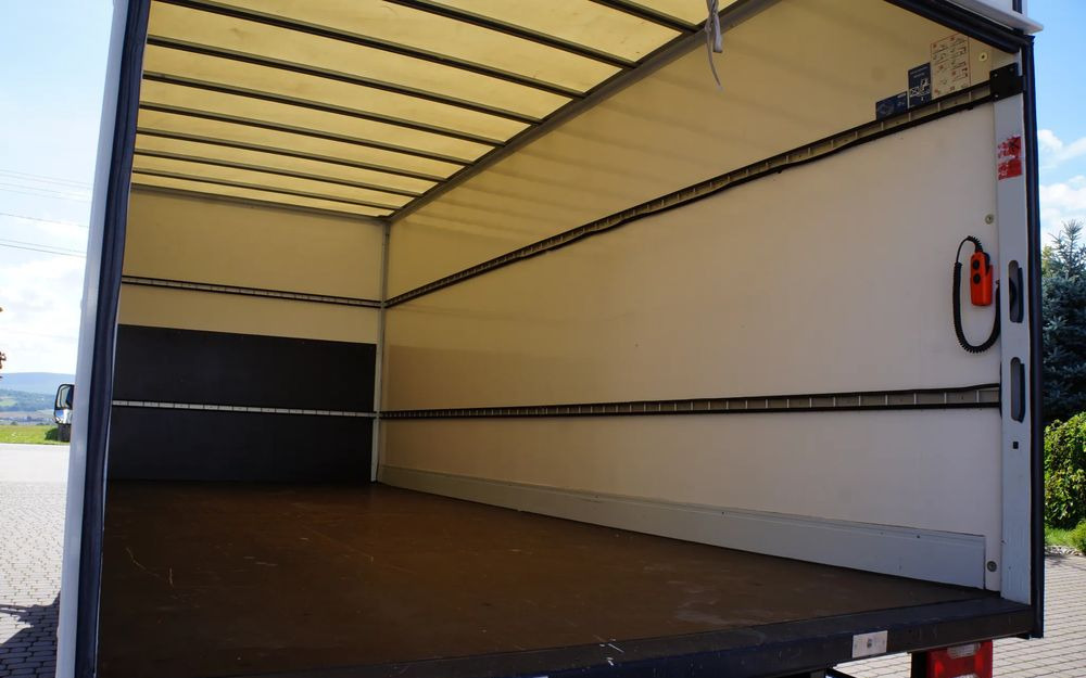 Box truck Iveco DAILY 72c18  Automat HI-MATIC Kontener 6 m 74 tys km STAN NOWY: picture 13