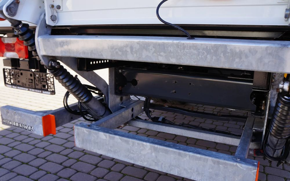 Box truck Iveco DAILY 72c18  Automat HI-MATIC Kontener 6 m 74 tys km STAN NOWY: picture 10