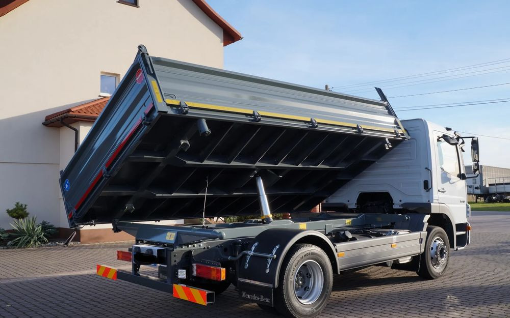 Mercedes-Benz ATEGO 1518 EURO 5 WYWROTKA 3 STRONNA KIPER 1524 - Tipper: picture 5 Mercedes-Benz ATEGO 1518 EURO 5 WYWROTKA 3 STRONNA KIPER 1524 - Tipper: picture 5