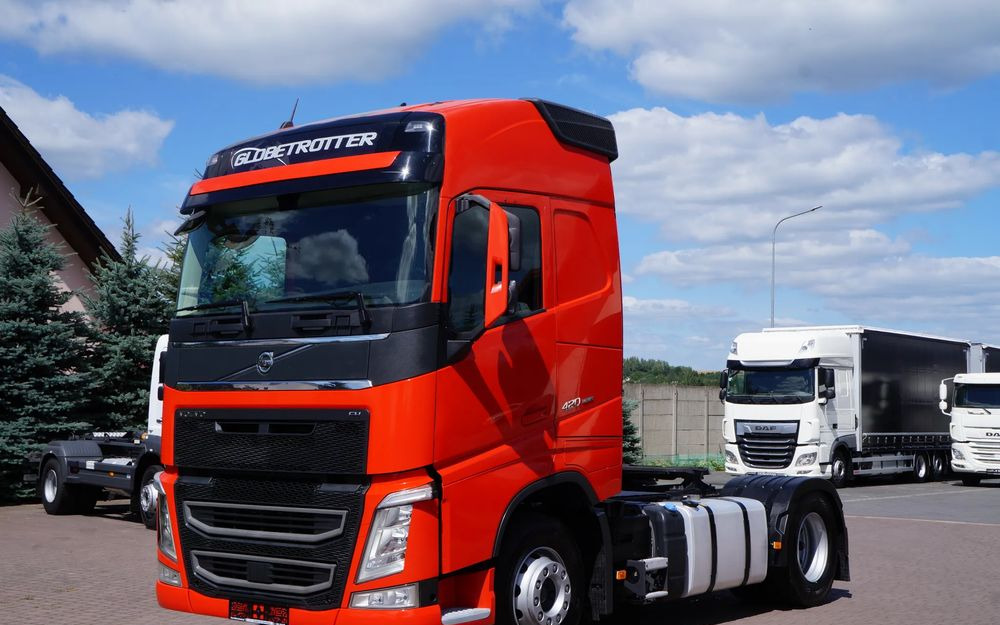 Volvo FH 4 EURO 6 GLOBETROTTER NISKI PRZEBIEG PEŁEN SERWIS - Tractor unit: picture 1 Volvo FH 4 EURO 6 GLOBETROTTER NISKI PRZEBIEG PEŁEN SERWIS - Tractor unit: picture 1