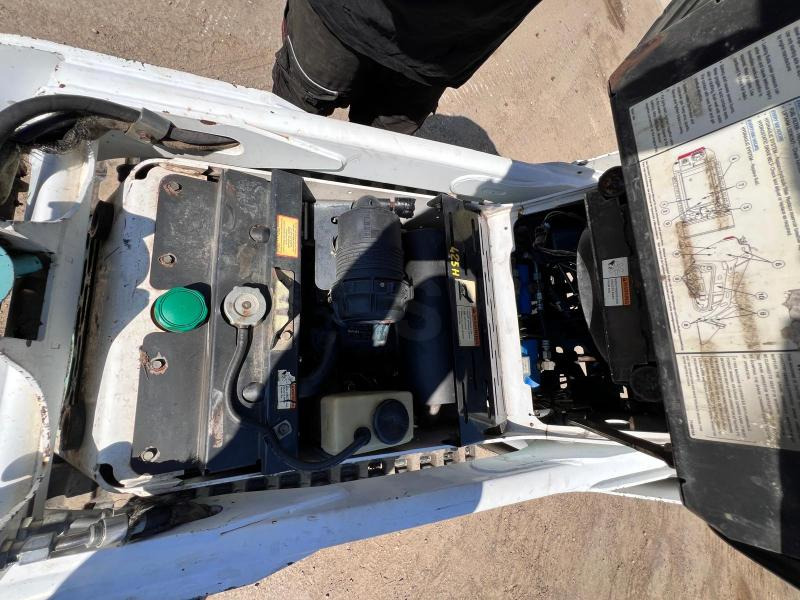 Compact track loader Bobcat MT55 MINI CHARGEUSE SKID A CHENILLE: picture 11