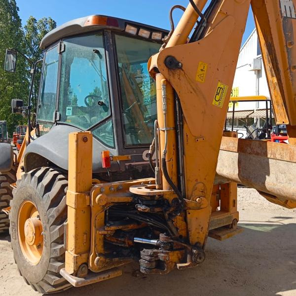 Case 695SR 4PS - Backhoe loader: picture 5 Case 695SR 4PS - Backhoe loader: picture 5