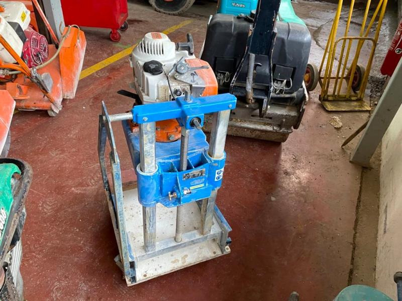 HYDROSTRESS Carotteuse TYROLIT - Drilling rig: picture 4 HYDROSTRESS Carotteuse TYROLIT - Drilling rig: picture 4