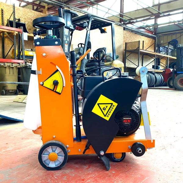 SPATPAC TF450-4U SCIE À SOL NEUVE - Construction equipment: picture 5 SPATPAC TF450-4U SCIE À SOL NEUVE - Construction equipment: picture 5