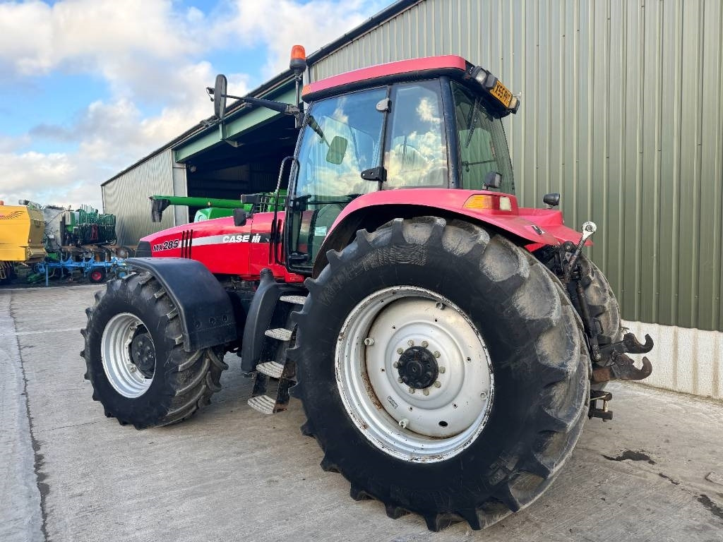 Case IH MX 285 - Farm tractor: picture 3 Case IH MX 285 - Farm tractor: picture 3