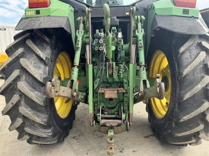 Farm tractor John Deere 6800 Tractor: picture 6