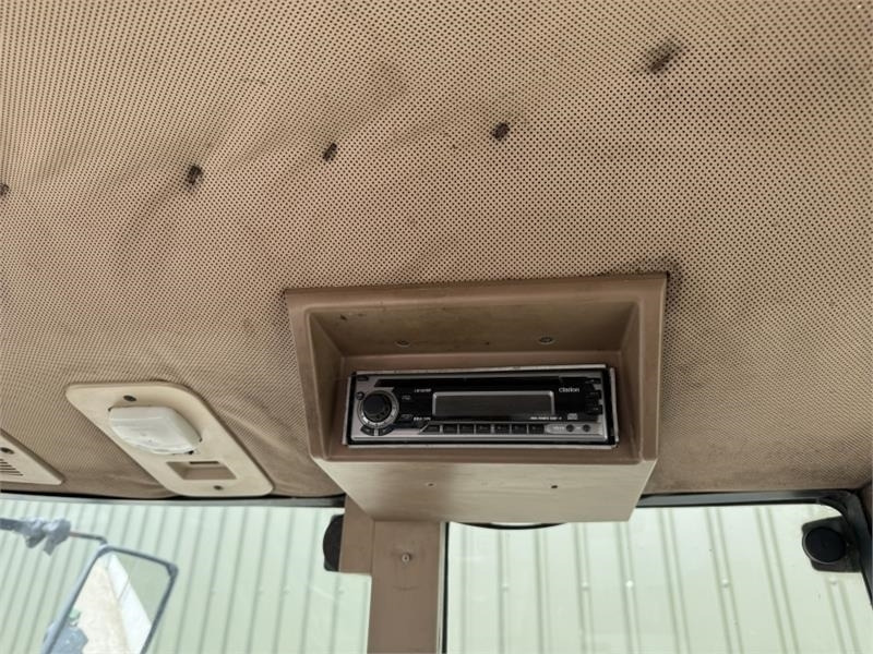 Lease a John Deere 6800  John Deere 6800: picture 17