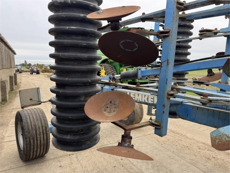 Lease a Lemken Thorit 400 Cultivator  Lemken Thorit 400 Cultivator: picture 22