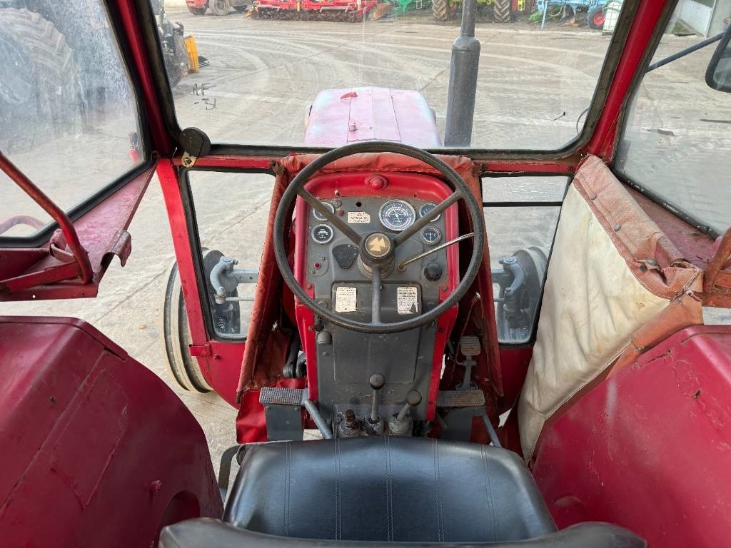 Farm tractor Massey Ferguson 185: picture 18