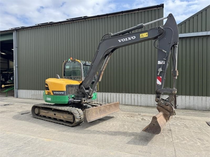 Volvo ECR88D Tracked Digger - Articulated dumper: picture 1 Volvo ECR88D Tracked Digger - Articulated dumper: picture 1