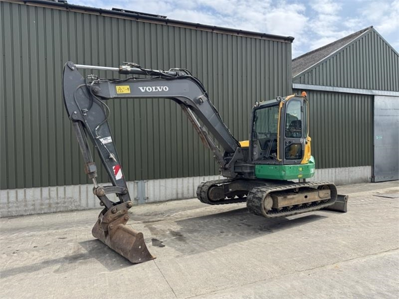 Volvo ECR88D Tracked Digger - Articulated dumper: picture 3 Volvo ECR88D Tracked Digger - Articulated dumper: picture 3