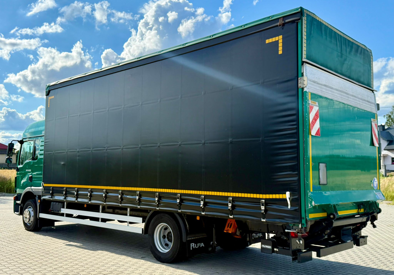 MAN TGM 12.250 / TGL 12.250 / FIRANKA / WINDA / AUTOMAT / 18 PALET / SYPIALKA / 2017 ROK - Curtainsider truck: picture 4 MAN TGM 12.250 / TGL 12.250 / FIRANKA / WINDA / AUTOMAT / 18 PALET / SYPIALKA / 2017 ROK - Curtainsider truck: picture 4