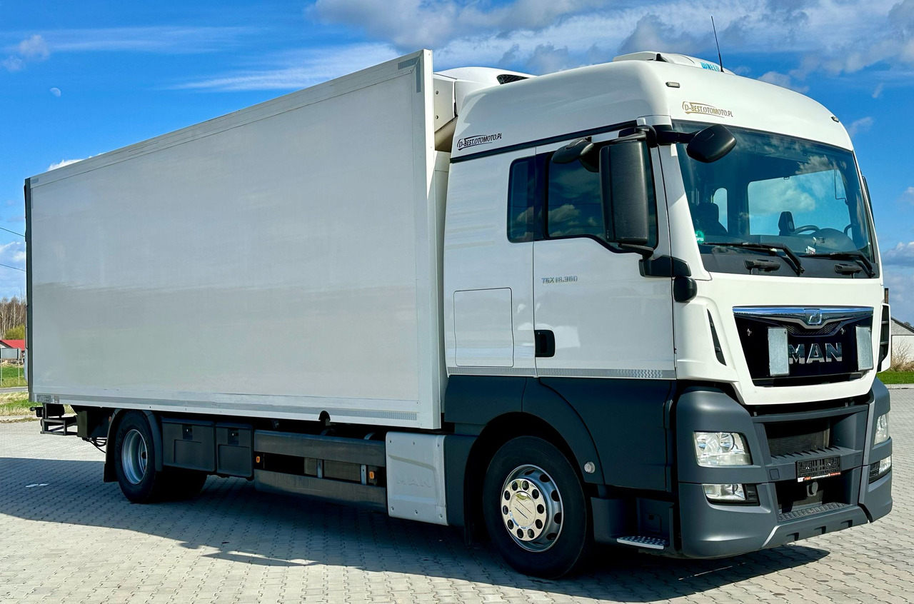 MAN TGX 18.360 / CHŁODNIA / WINDA / AUTOMAT / 19 EUROPALET / THERMO KING / SYPIALKA / SPROWADZONY - Refrigerator truck: picture 1 MAN TGX 18.360 / CHŁODNIA / WINDA / AUTOMAT / 19 EUROPALET / THERMO KING / SYPIALKA / SPROWADZONY - Refrigerator truck: picture 1