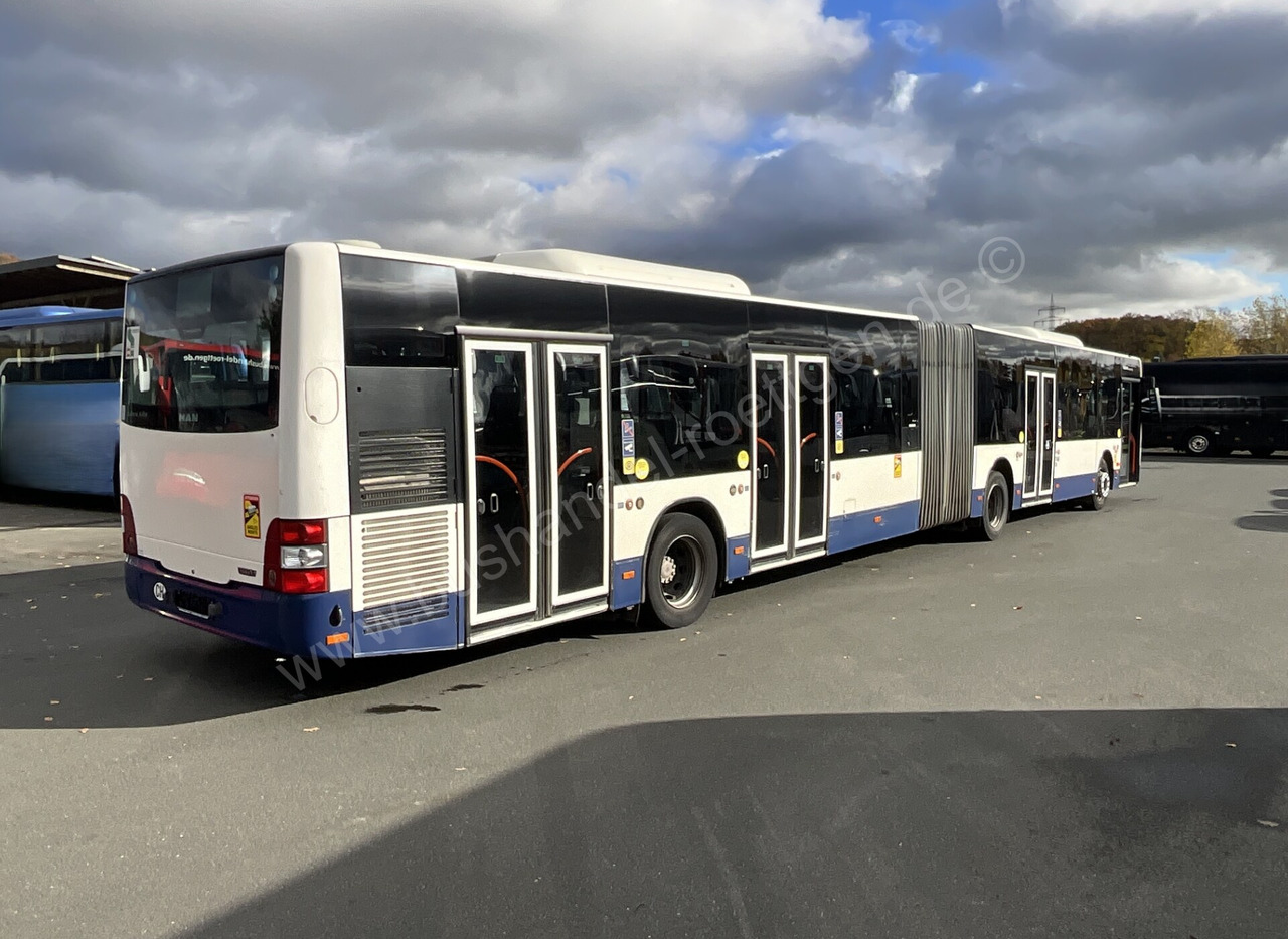 MAN A 23 Lion's City - Articulated bus: picture 3 MAN A 23 Lion's City - Articulated bus: picture 3