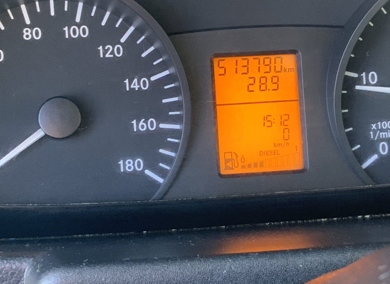 Lease a Mercedes-Benz 515 CDI Sprinter Mercedes-Benz 515 CDI Sprinter: picture 19