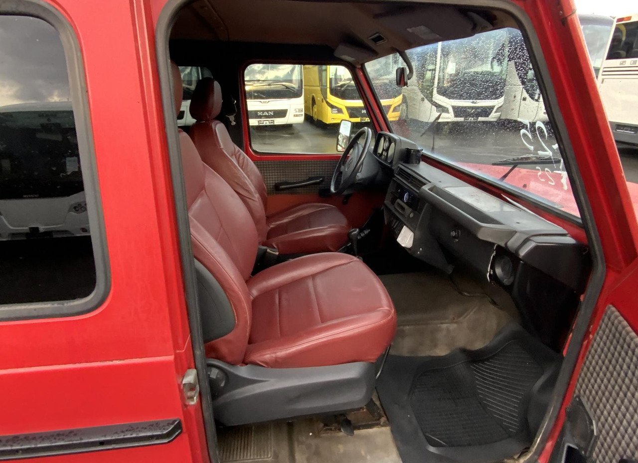 Mercedes-Benz G 300 - SUV: picture 5 Mercedes-Benz G 300 - SUV: picture 5