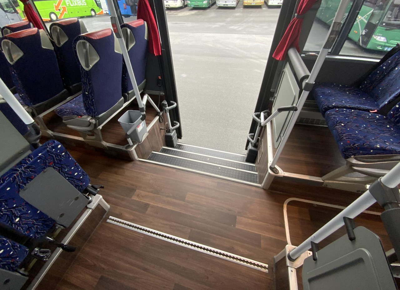 Suburban bus Mercedes-Benz Integro L: picture 17