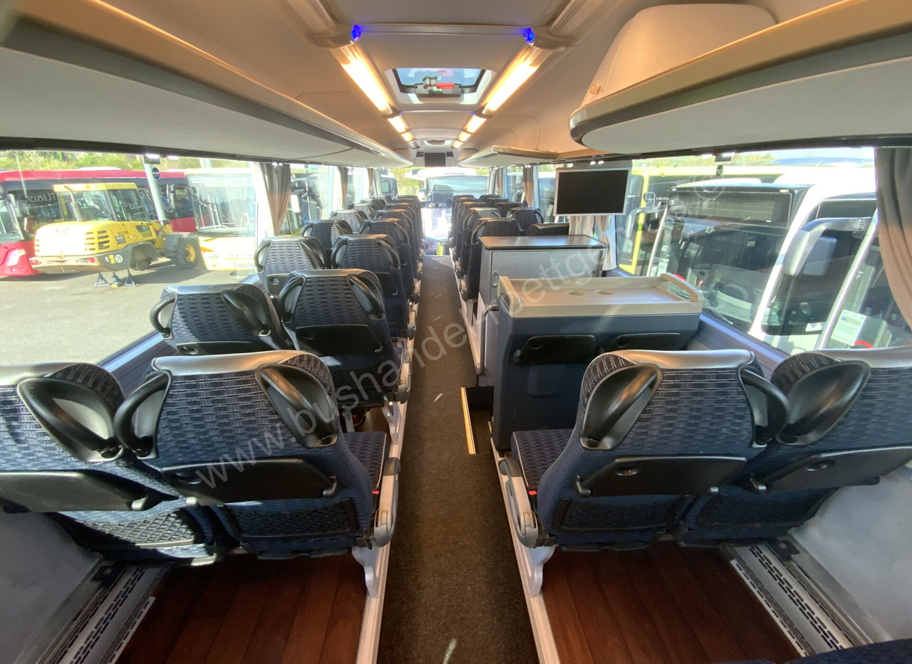 Lease a Neoplan Cityliner Neoplan Cityliner: picture 16