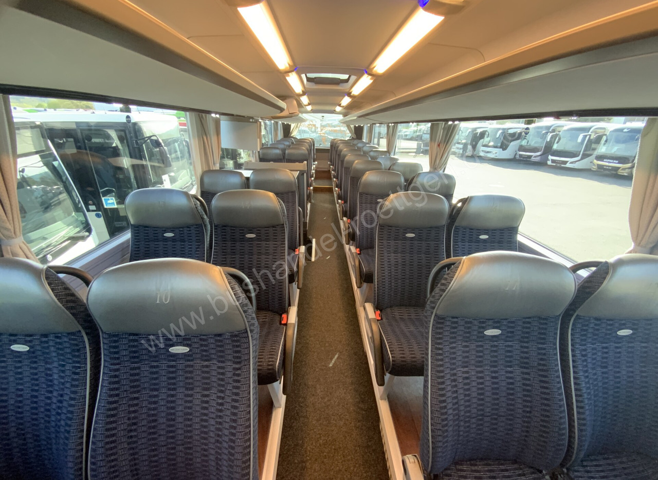 Lease a Neoplan Cityliner Neoplan Cityliner: picture 12