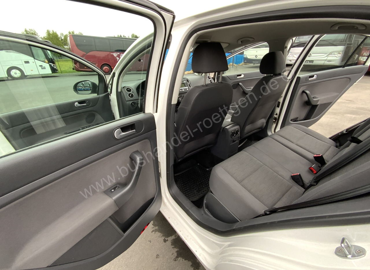 Car Volkswagen Golf Plus 2.0 TDI: picture 13