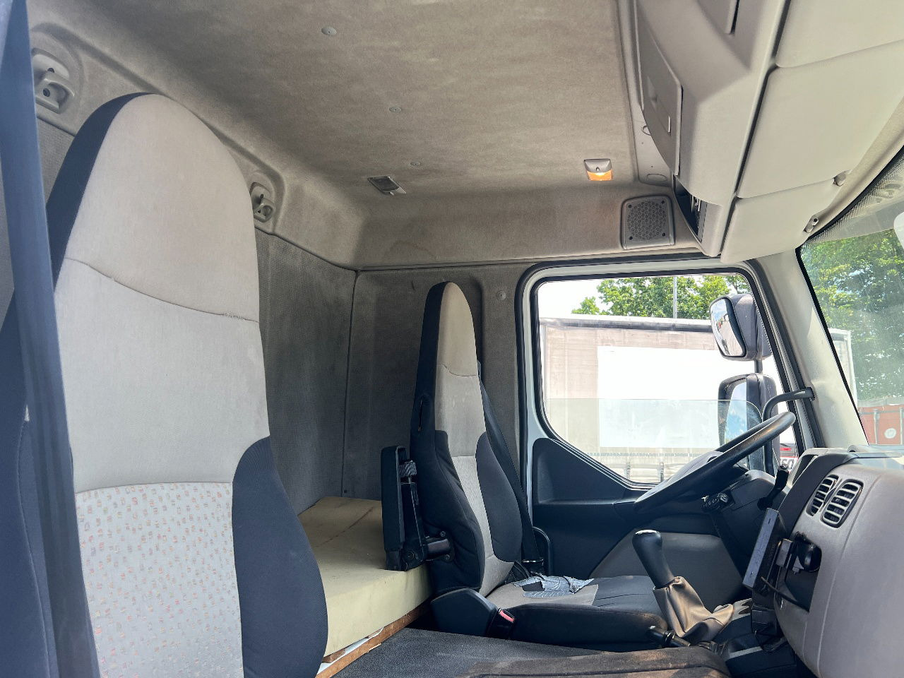 Box truck Renault Midliner 160 Manual: picture 14